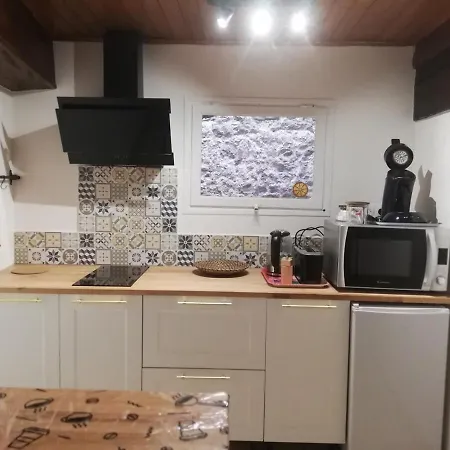 Petite Maison A La Campagne Avec Exterieur * Paslieres