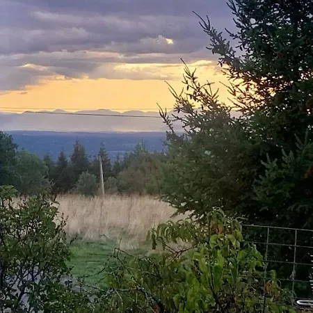 Petite Maison A La Campagne Avec Exterieur